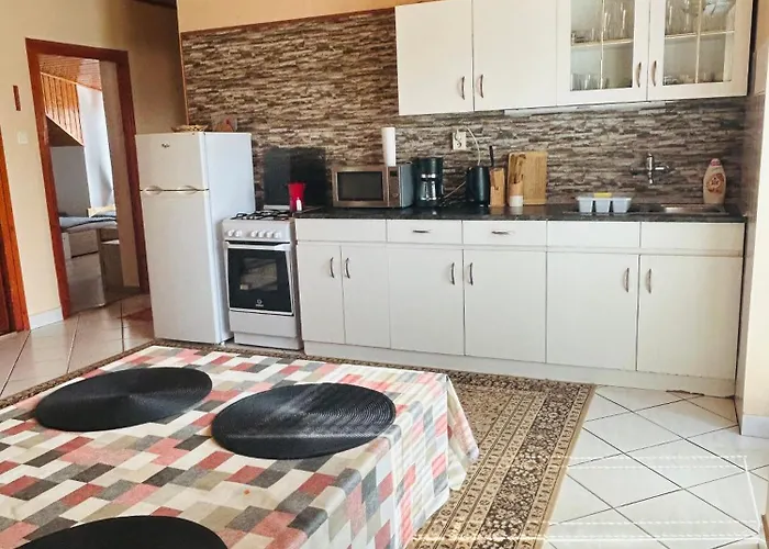 Tennis House With Balcony *